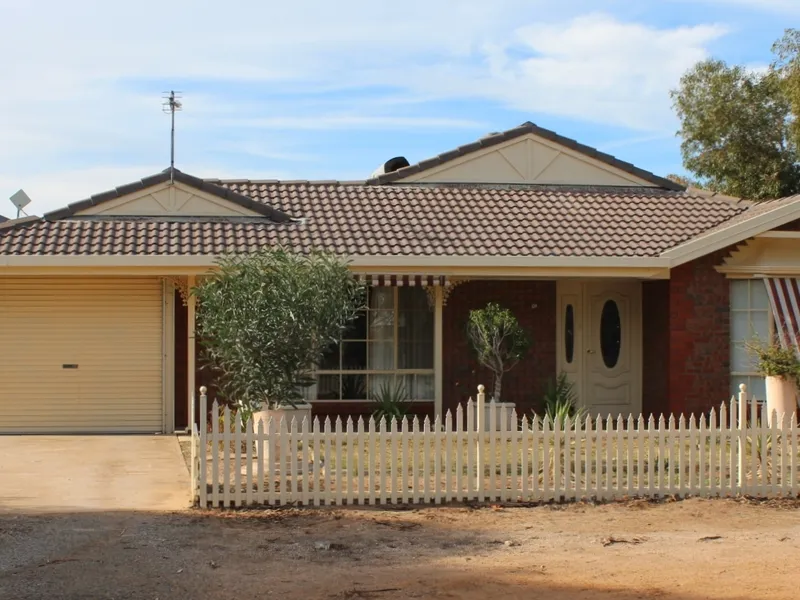 Modern 4 Bedroom Home in Seaside Township