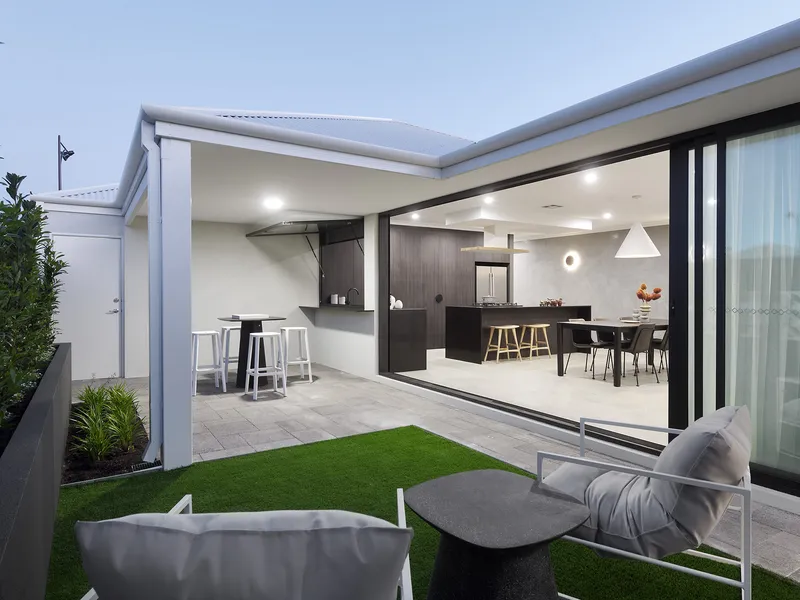 BUILD YOUR DREAM HOME IN 9 MONTHS!