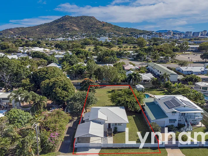 Elegant Home On Subdividable Land At Premier Locale