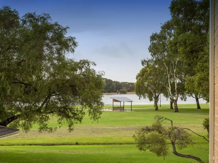 The Foreshore Is Your Front Yard