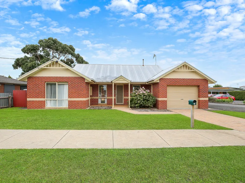 Neat as a pin, light and bright throughout!