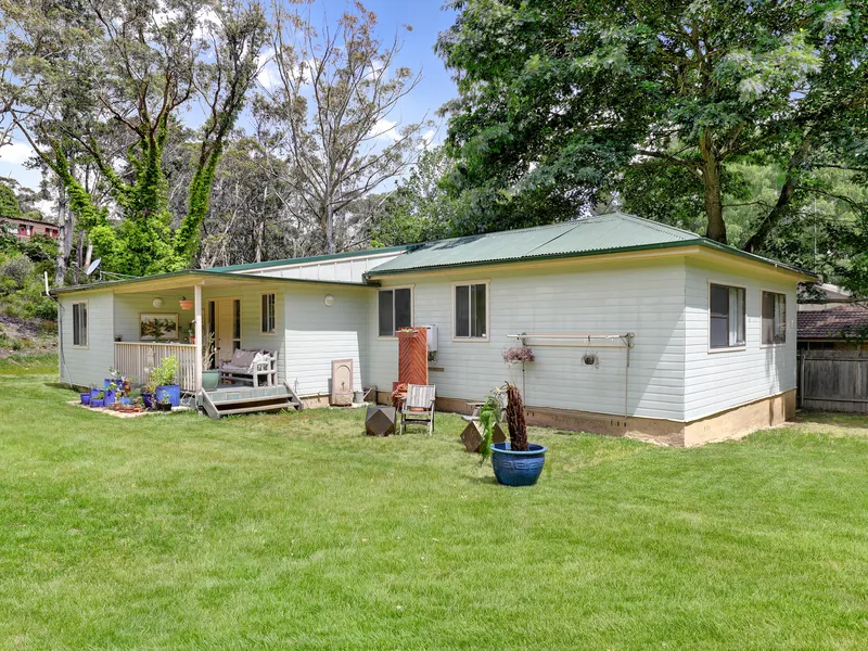 Spacious & Sunny on the south side of Katoomba