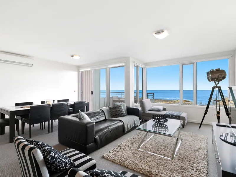 MODERN, SPACIOUS, BEACH SIDE LIVING