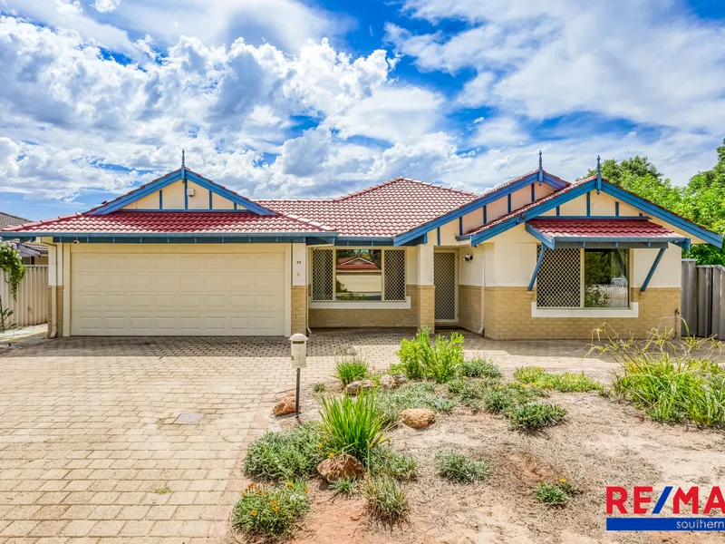 Great Family Home In Great Location!!