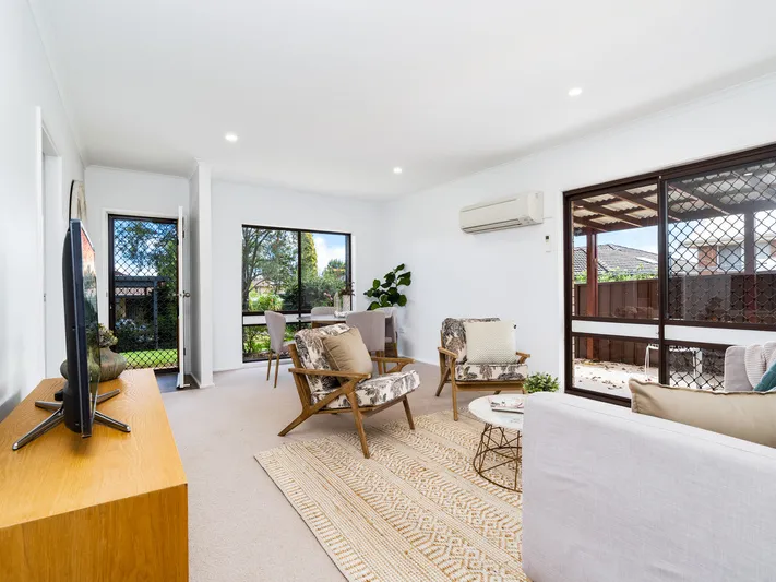 This is your chance to secure a gem at a real bargain price!