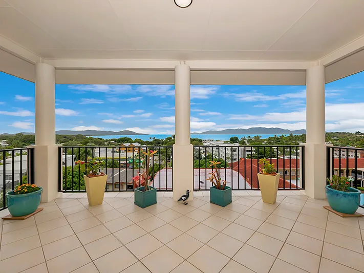 PENTHOUSE - SPECTACULAR VIEWS