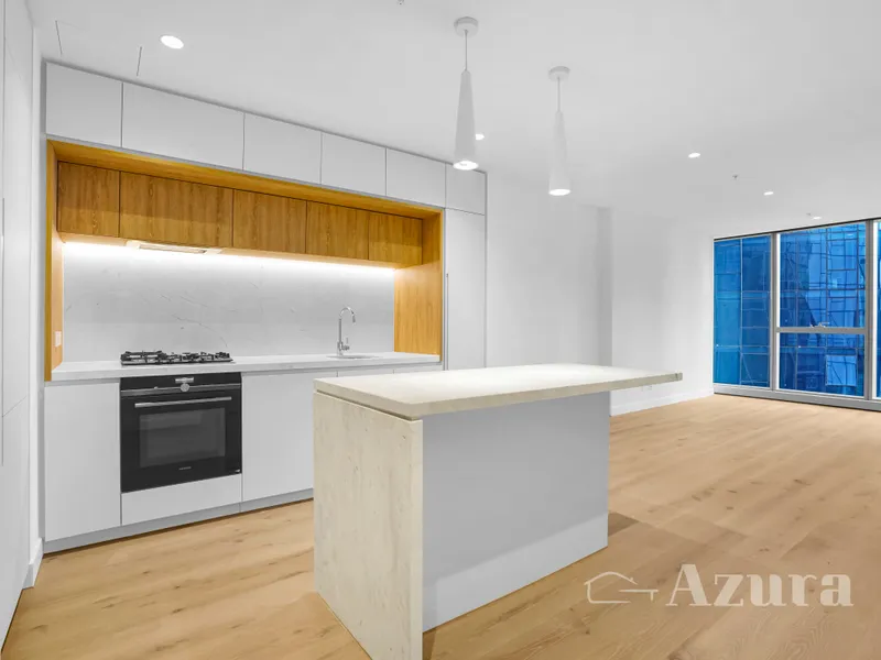 Brand New Level 57th One Bedroom with Study is Waiting for you