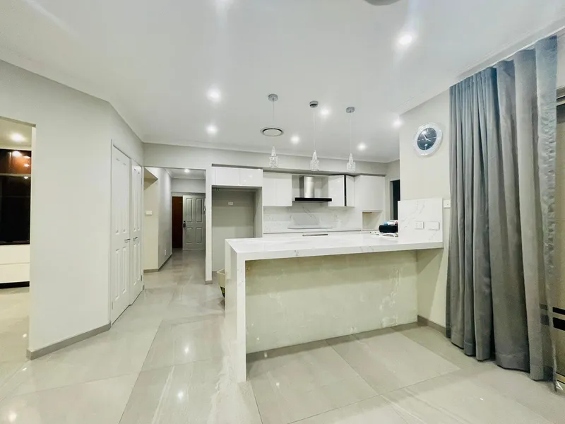 BEAUTIFUL FAMILY HOME - NEW RENOVATED, HIGH QUALITY HOUSE