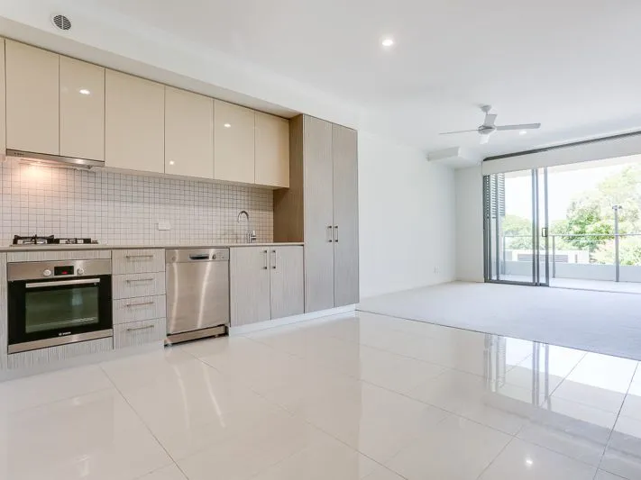 Top floor modern apartment