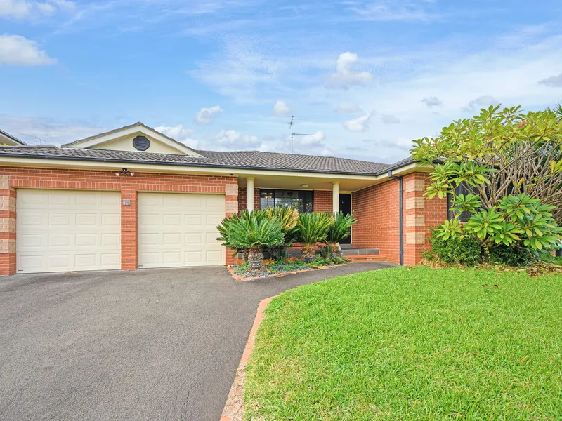 Fully Furnished Spacious 4BD House in Kellyville with Expansive Garden