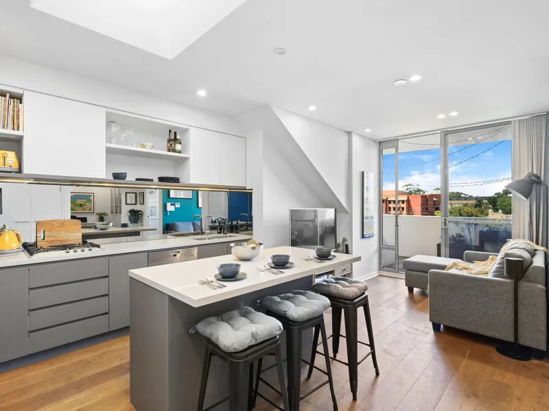 Urban style with a private rooftop terrace