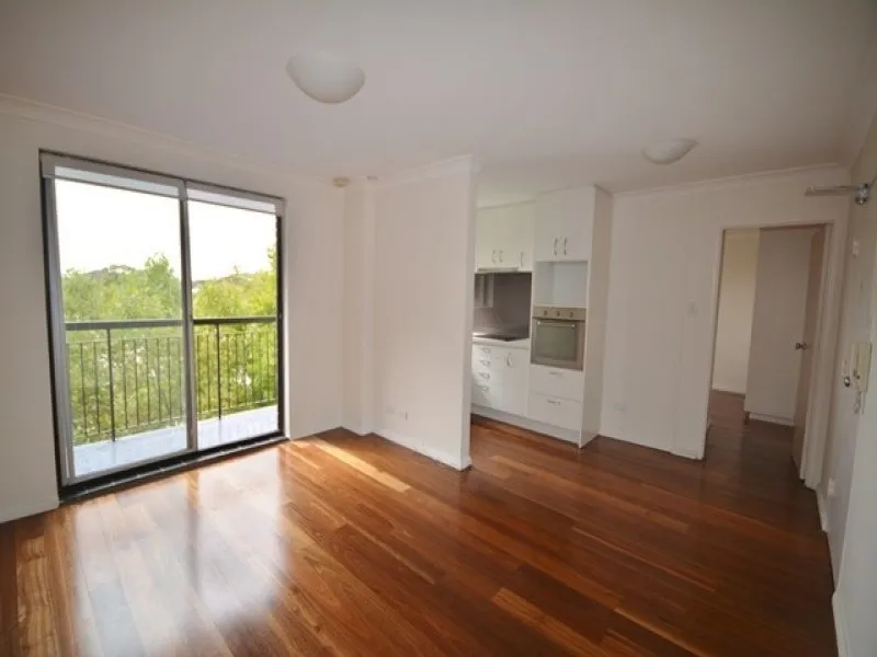 Excellent Outlook In The Heart Of Surry Hills