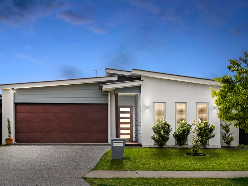 LOWSET CUSTOM DESIGN WITH HIGH-END FINISHES