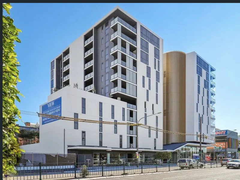 Brand New Three Bedroom Apartment For Rent at Rockdale