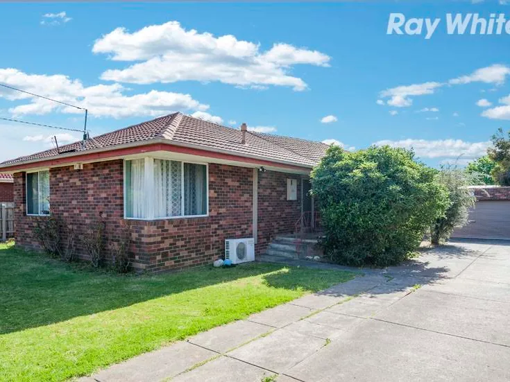 Neat & Tidy Three Bedroom Home!