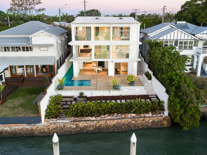 Direct Riverfront Home