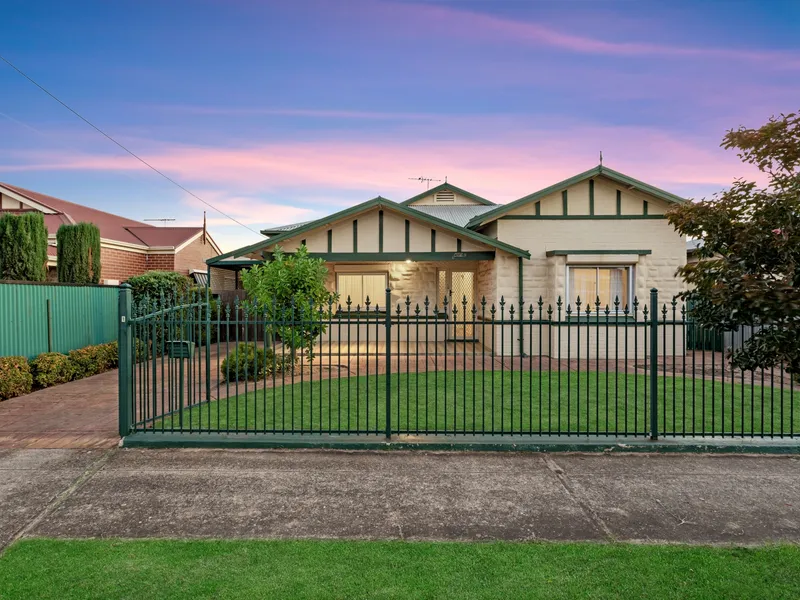 Add The Spice To A City-Fringe Bungalow In A Suburb Full Of Flavour...