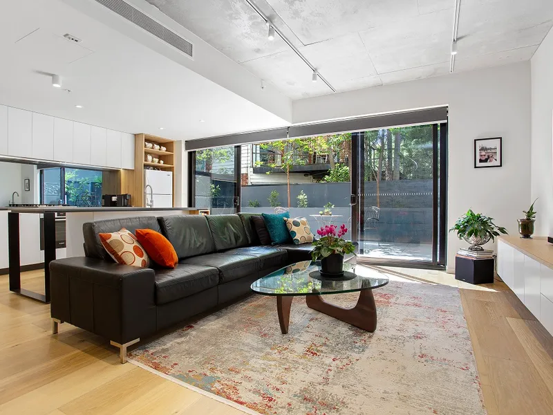 NORTH FACING WITH INCREDIBLE COURTYARD
