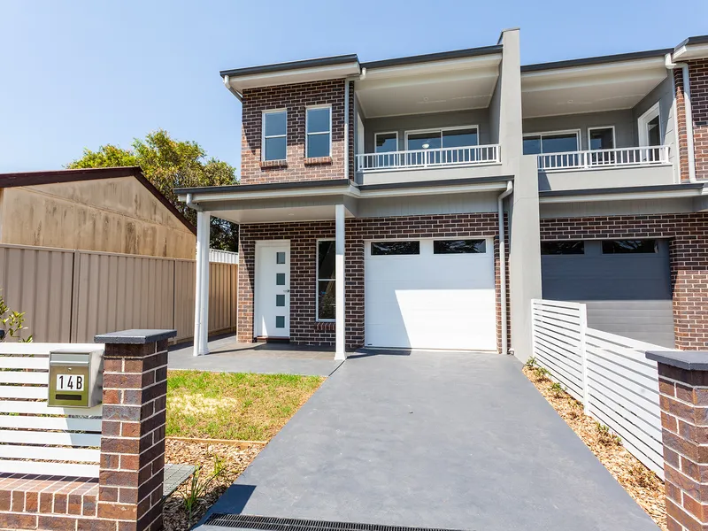 BEAUTIFULLY PRESENTED AS NEW 3 BEDROOM HOME