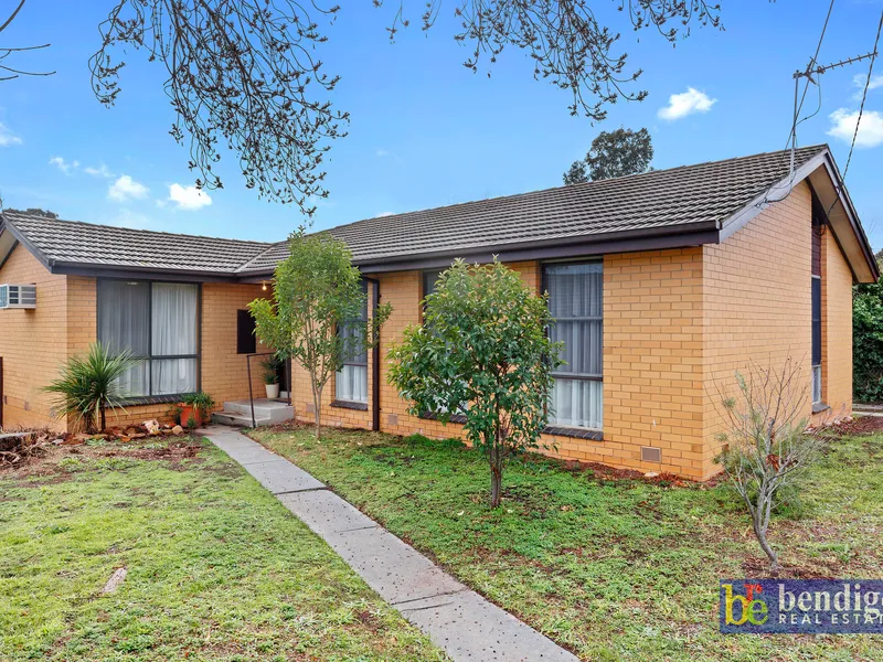Light, Bright Home On A Big Block