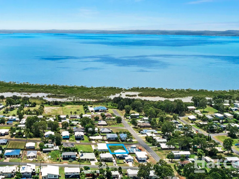 Elevated 701m2 Block - Quiet Location!