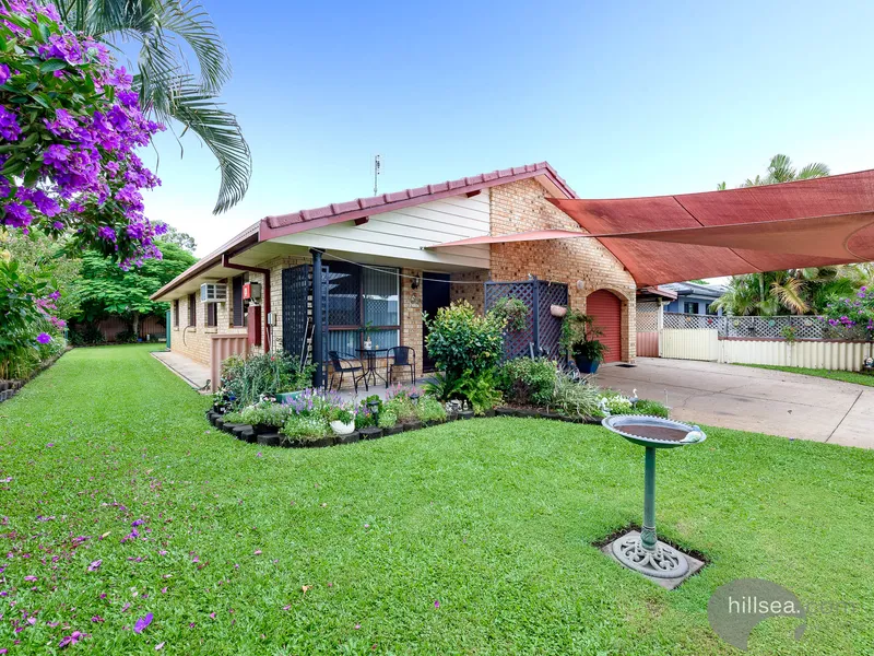 Ideal family home in a great neighbourhood, close to schools, shops & Parks