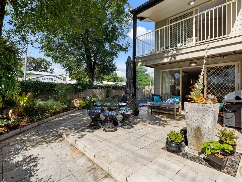 WATER VIEWS, CLOSE TO GYMPIE TERRACE