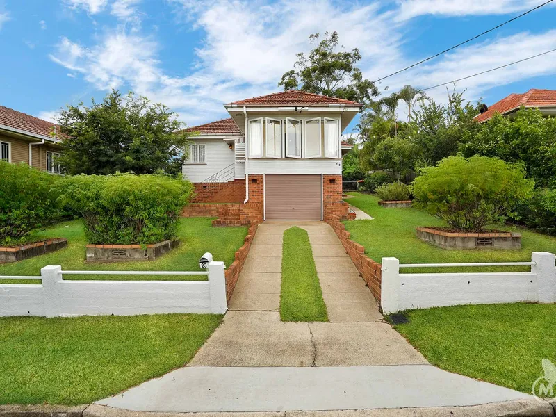 Spacious Family Home in Quiet Pocket