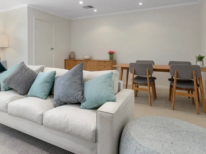 Renovated 2 Bedroom Villa with spacious outdoor area 