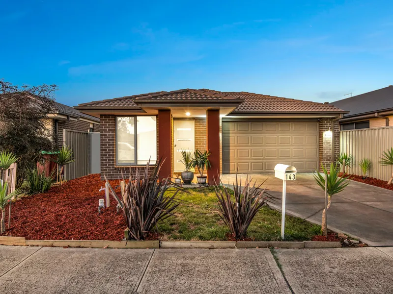 NEAT AND TIDY 3 BEDROOM HOME CENTRALLY LOCATED