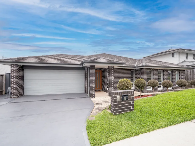 Fine contemporary elegance; luxurious family home