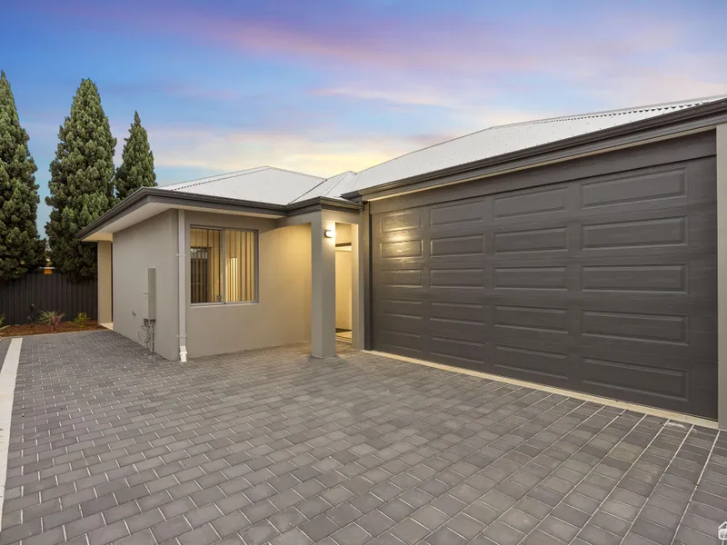 4 Bedrooms 4 Bathrooms....Like NOTHING you've seen before!
