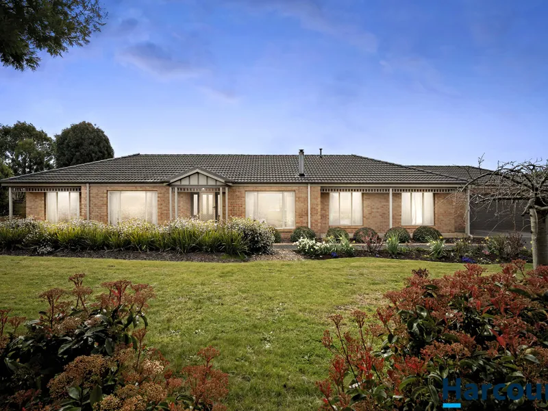 Beautiful Family Home and So Much More on 7,515m2 (Approx.)