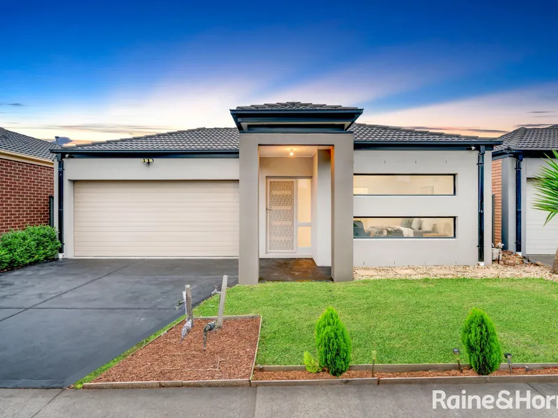 A house with 4 bed rooms !!