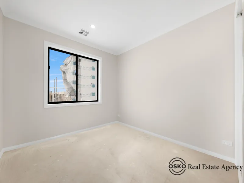 Brand New Luxury Living Awaits at 4 Yangs Street Deanside! First Home Buyer Grant & Stamp Duty Savings Eligible!