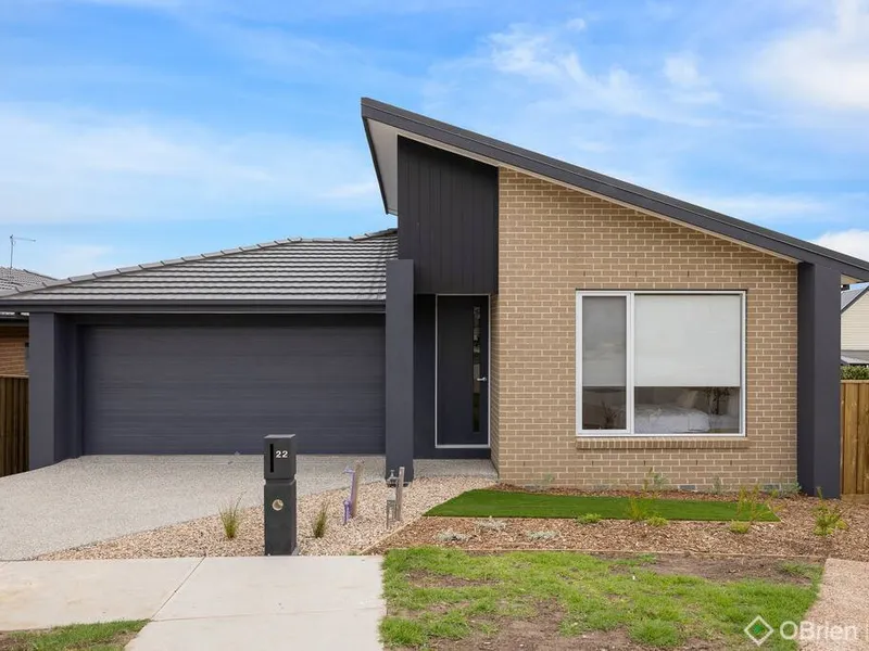 Discover Your Dream Home at 22 Longfin Crescent, San Remo