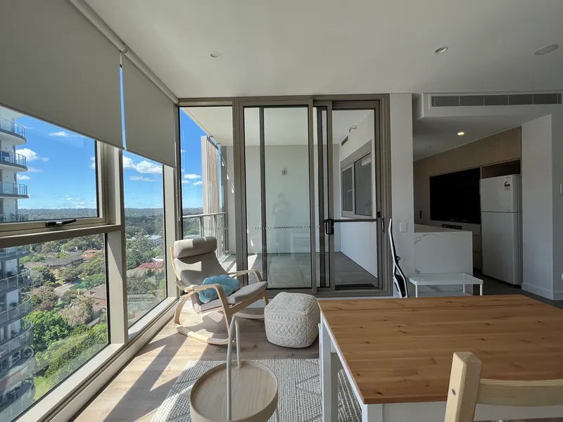 Fully-Furnished & Nice View & Brand New & Swimming Pool & Gym & Supermarket Downstairs