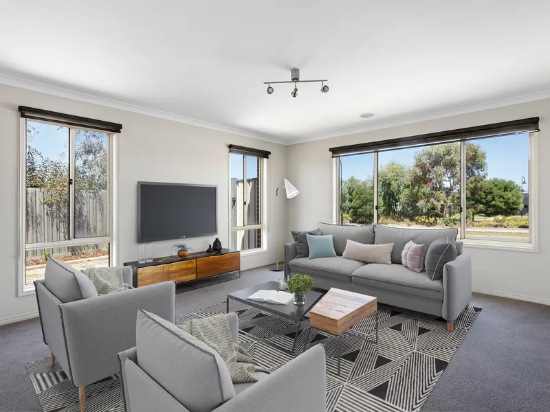 Spacious family living with wetland frontage