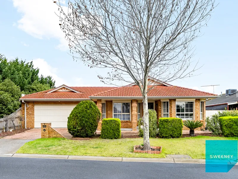 Family Home In Quiet Court Location