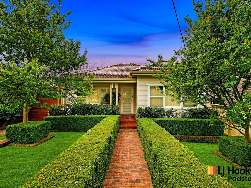 A Stunning Offering on an Impressive 695.6sqm Parcel