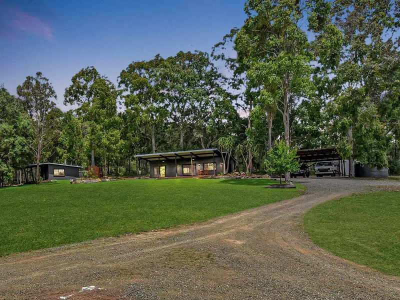 Eco-Friendly Weekender Escape plus Large Industrial Shed/Workshop