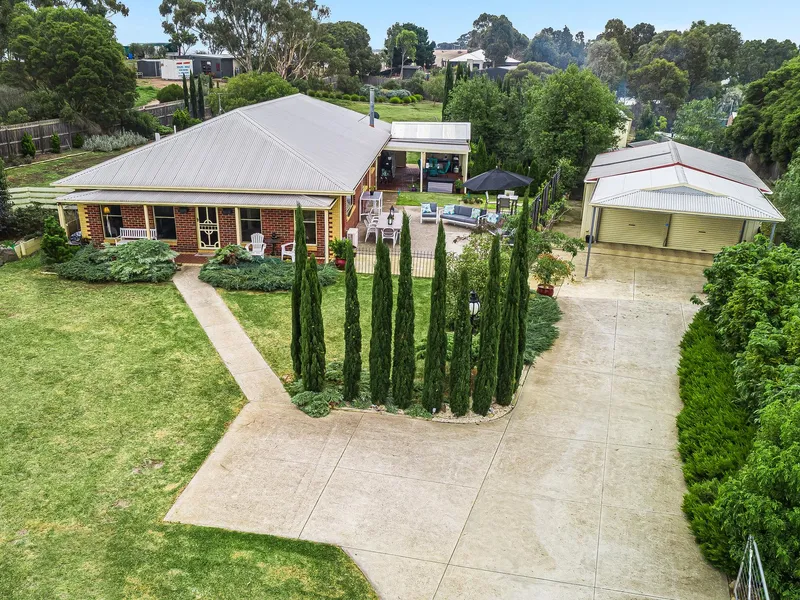 Family Home with Valley Views!