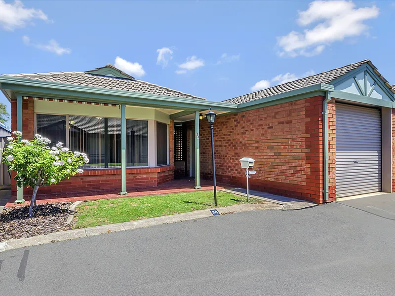 Partially upgraded home located in Vermont Estate will tick all the boxes; updated appliances, renovated bathroom and easy care garden