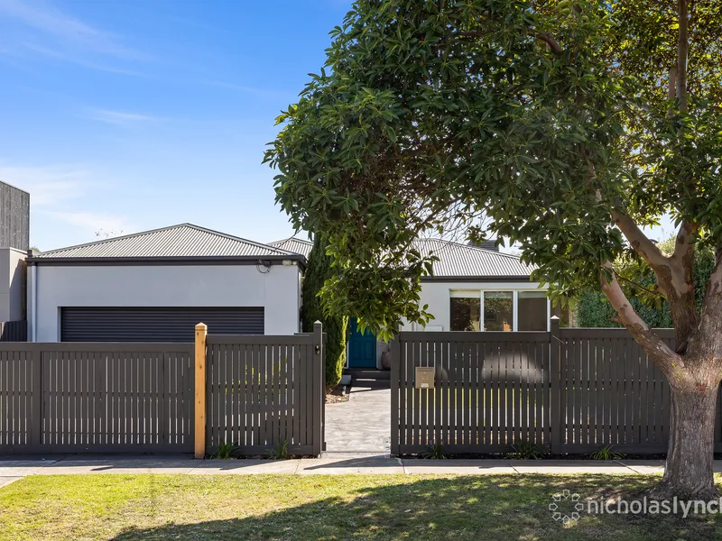 Seahaven - OFFER DEADLINE Tuesday 20th April 12pm