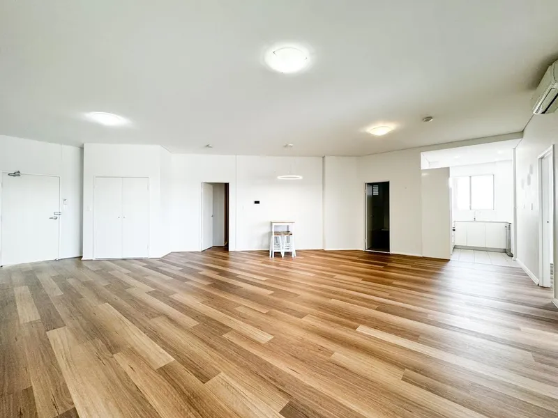 Modern 2 Bedroom Unit