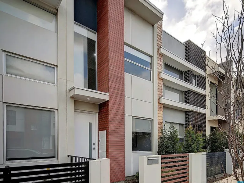 Lifestyle and Location!