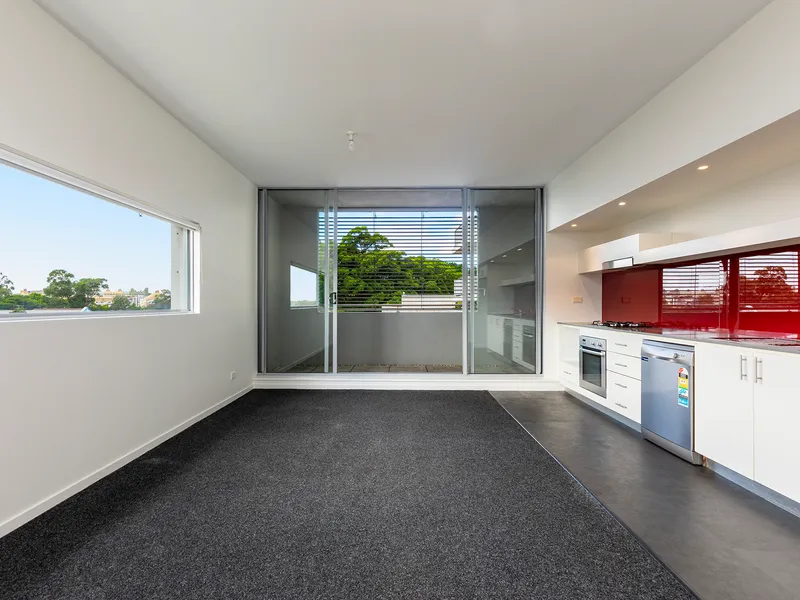 1 Bedroom Apartment in Newtown 'Silos' Building