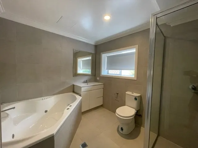 Neat and Tidy Unit in Small Complex