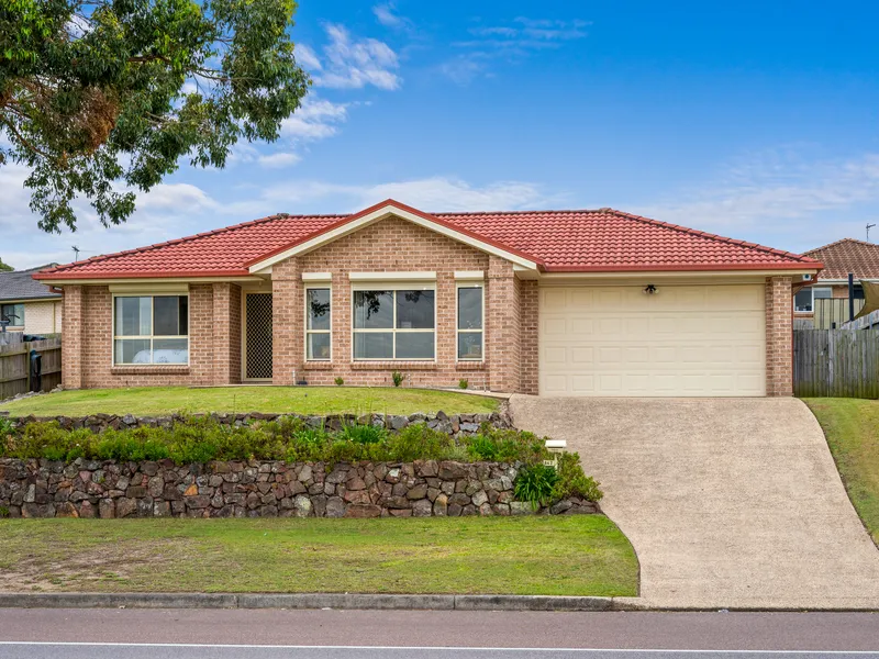 Commanding Home in Awesome Location!