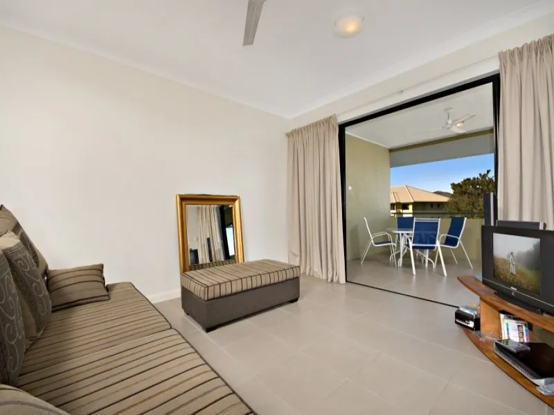 Tropical Unit Living At Its Finest